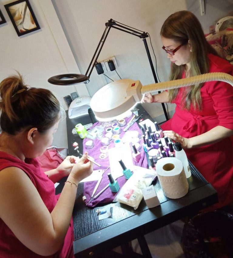 mmexport1606713997728